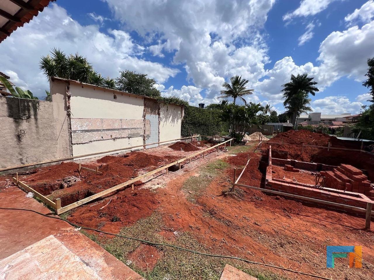 Canteiro de obra real da NextObra, marcação de fundação